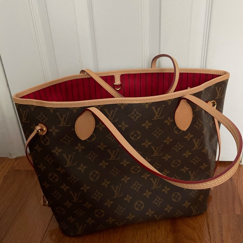 BRAND NEW LV Neverfull Tote Bag